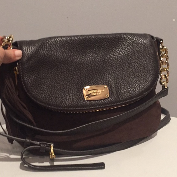 Michael Kors Handbags - SALE ❤️ Michael Kors Crossbody